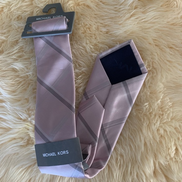 MICHAEL KORS TIE